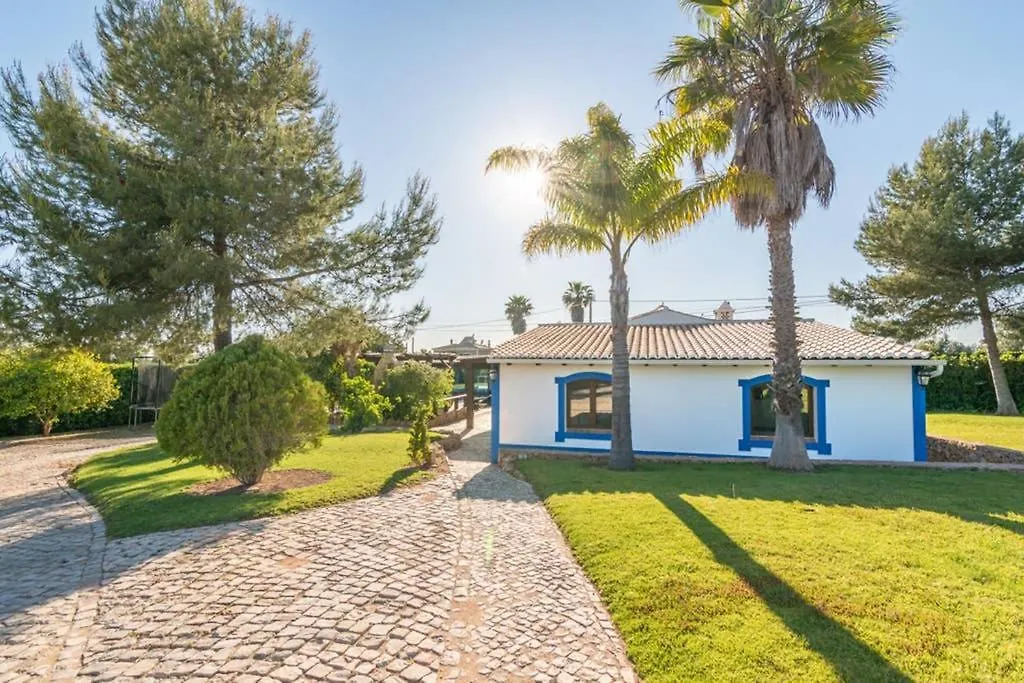 Villa Charme Pêra 0*,  Portugália